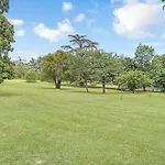 Western Premier Le Domaine De Montjoie
