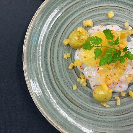 Hotel Western Premier Le Domaine De Montjoie 4*