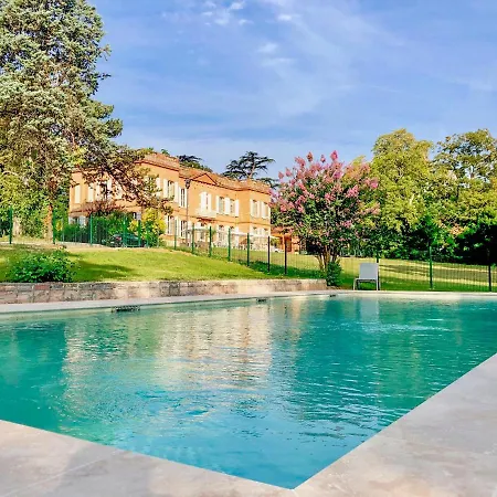 Hotel Western Premier Le Domaine De Montjoie 4*