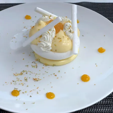 Western Premier Le Domaine De Montjoie