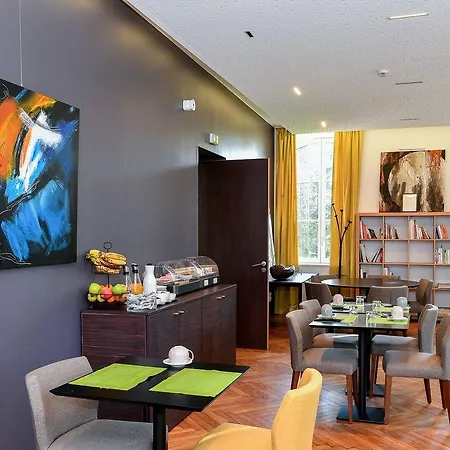 فندق Western Premier Le Domaine De Montjoie 4*