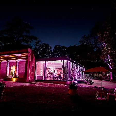 Western Premier Le Domaine De Montjoie Hotel