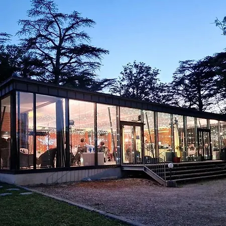 Western Premier Le Domaine De Montjoie