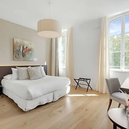 Western Premier Le Domaine De Montjoie Hotel 4*