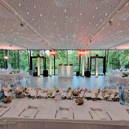 Western Premier Le Domaine De Montjoie Hotel 4*
