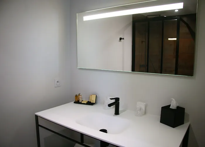 Best Western Premier Le Domaine De Montjoie 4*