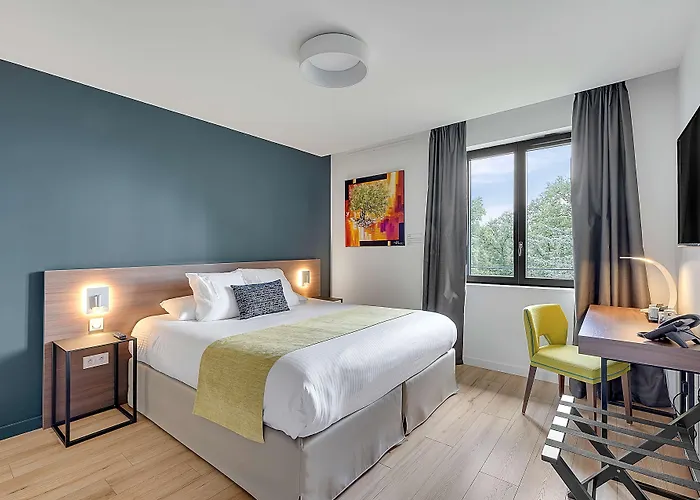 Western Premier Le Domaine De Montjoie Hotel